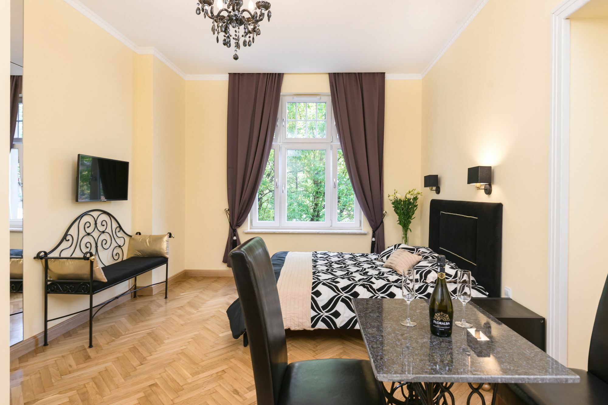Horizon Apartments - Krasinskiego Krasków Εξωτερικό φωτογραφία